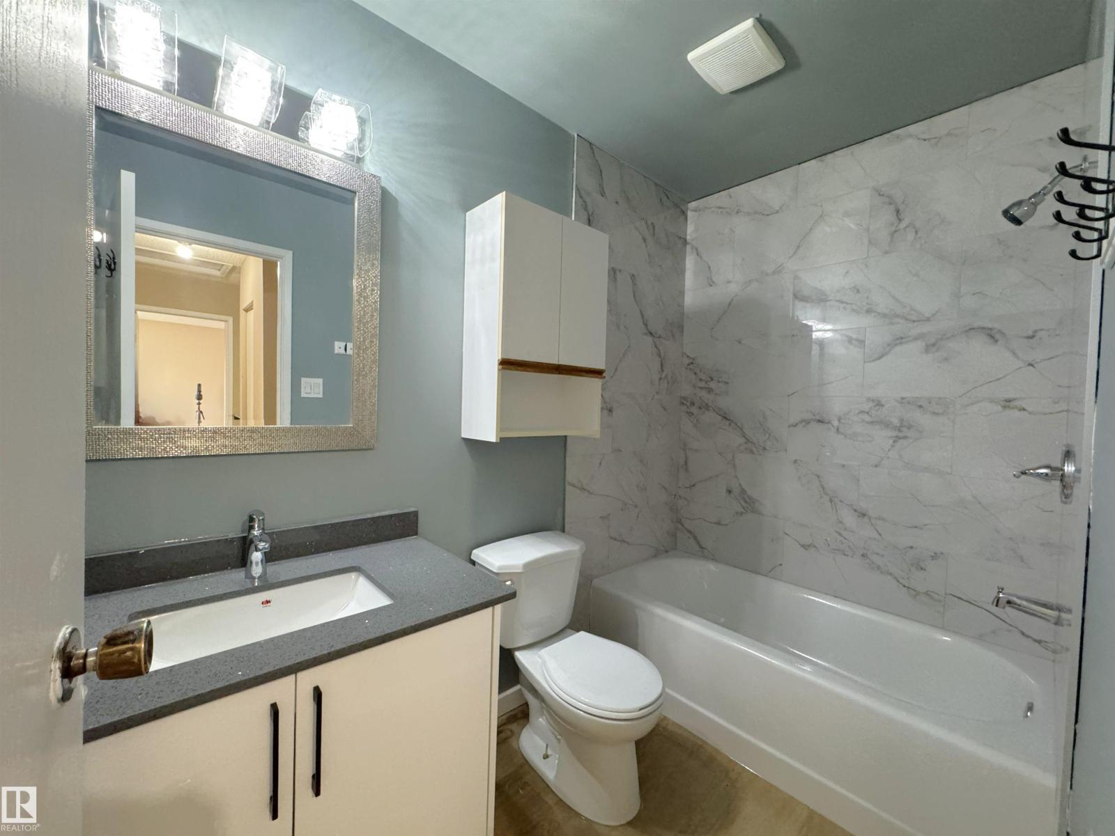 15 Woodvale Vg Nw, Edmonton, Alberta  T6L 1W4 - Photo 22 - E4464669