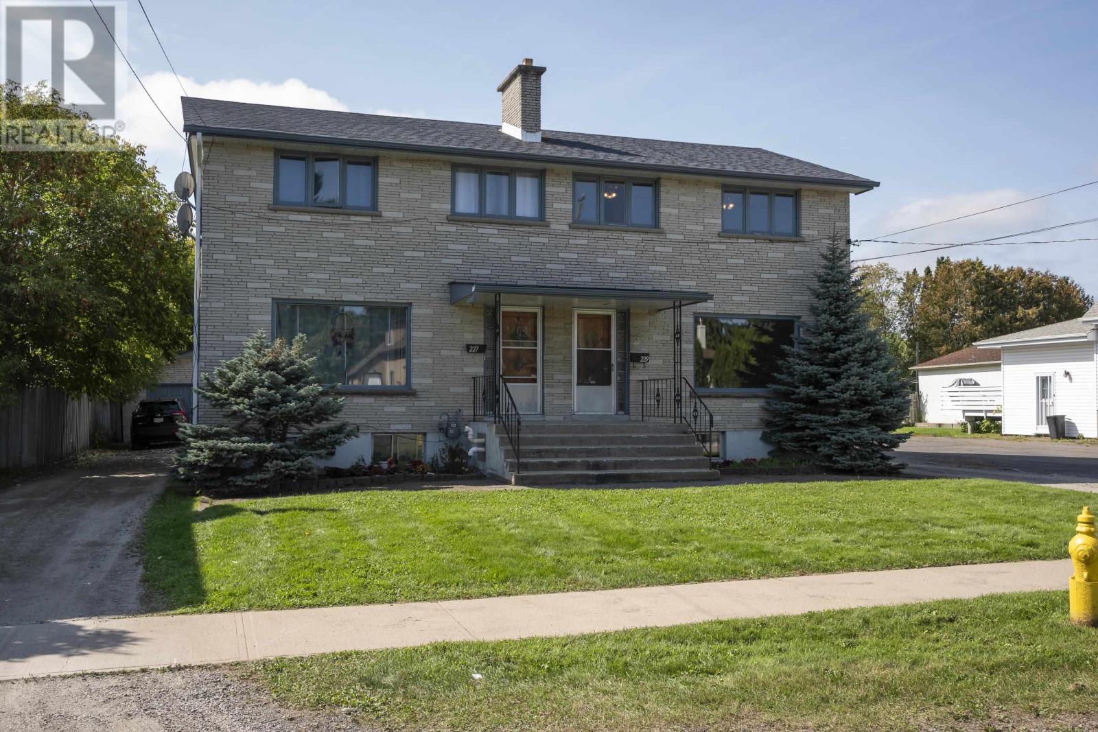 227 Stephens ST, Thunder Bay, Ontario