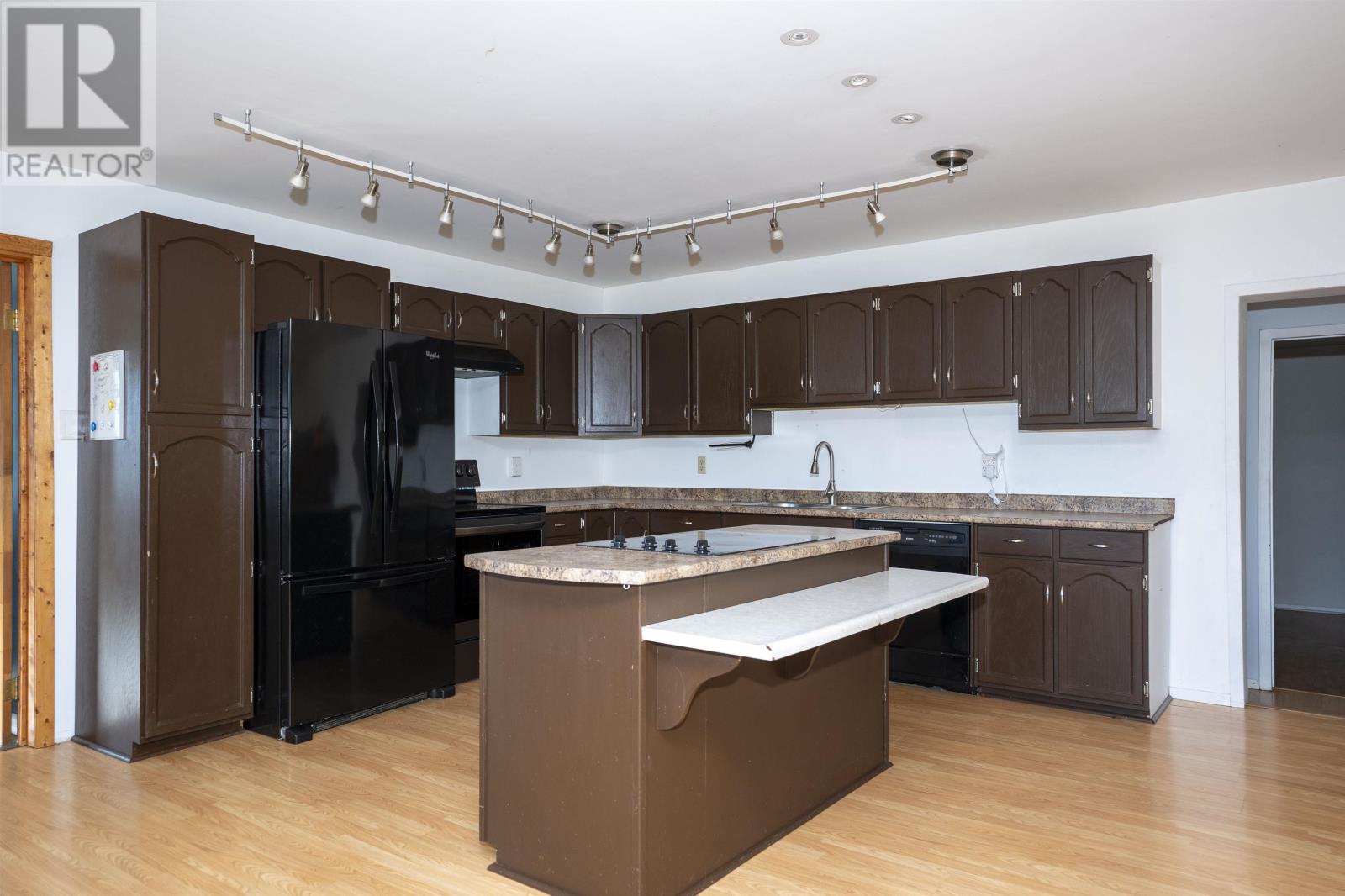 3633 Dawson Rd, Thunder Bay, Ontario  P7G 2G6 - Photo 11 - TB253369