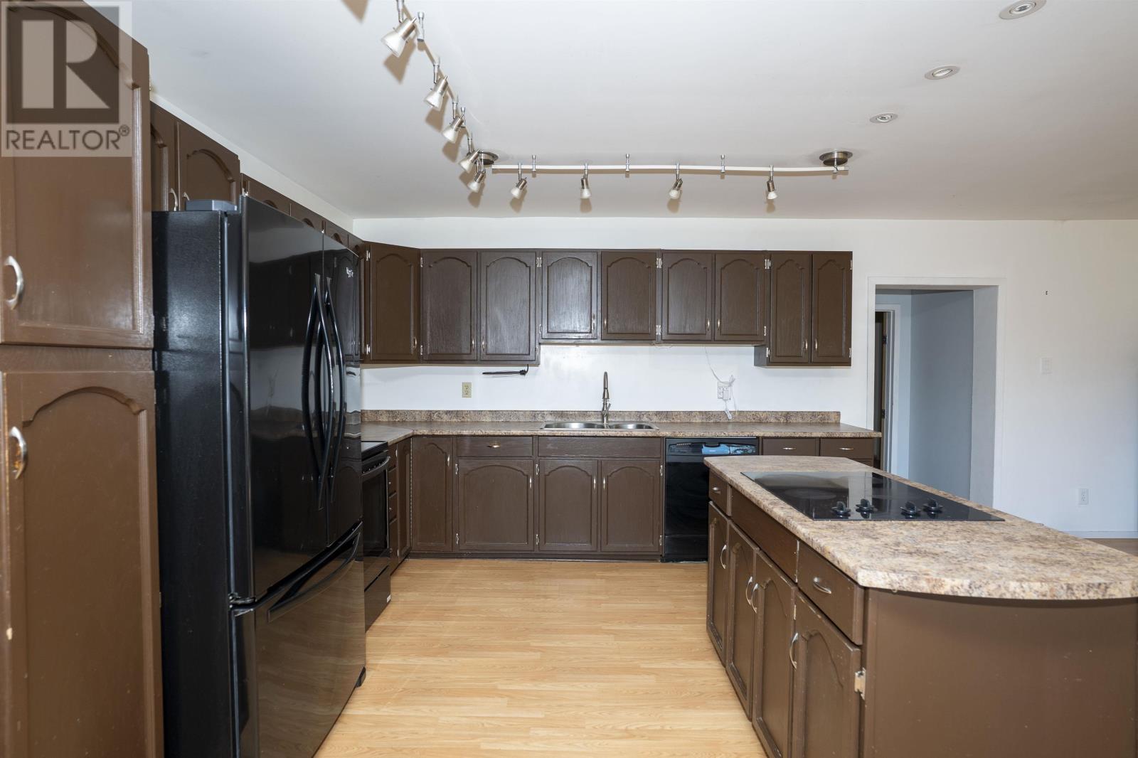 3633 Dawson Rd, Thunder Bay, Ontario  P7G 2G6 - Photo 10 - TB253369