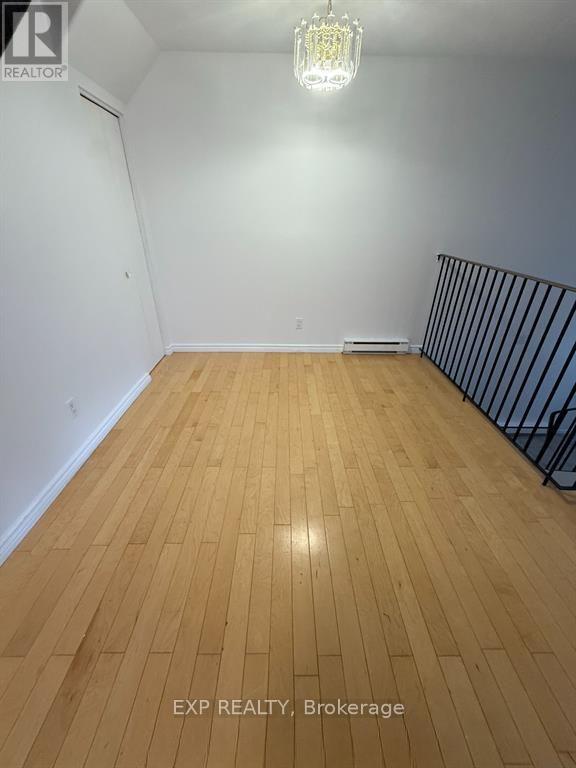 L - 13 Banner Road, Ottawa, Ontario  K2H 8T3 - Photo 9 - X12508512