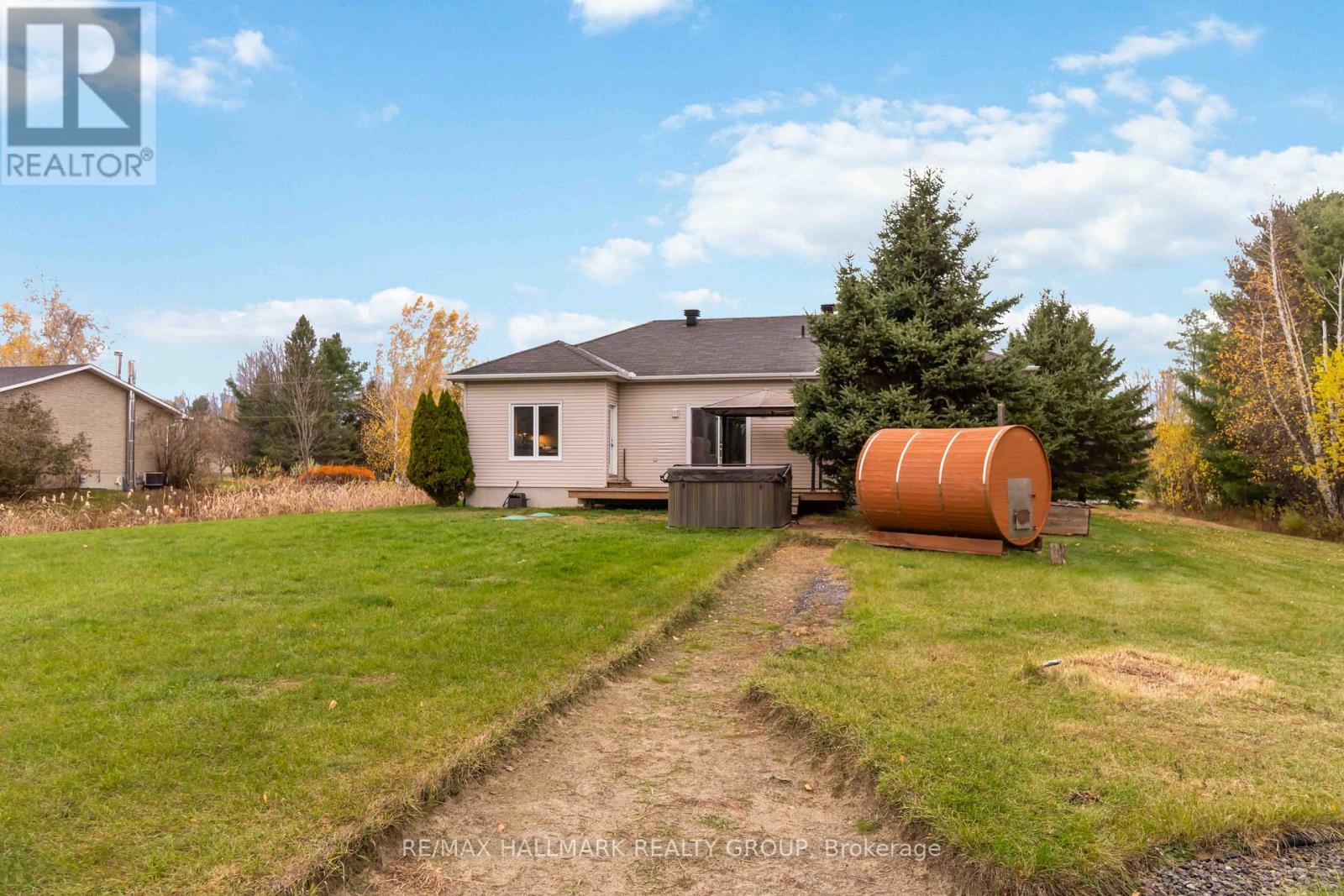 2030 Kingsley Street, Clarence-Rockland, Ontario  K0A 1E0 - Photo 35 - X12508516