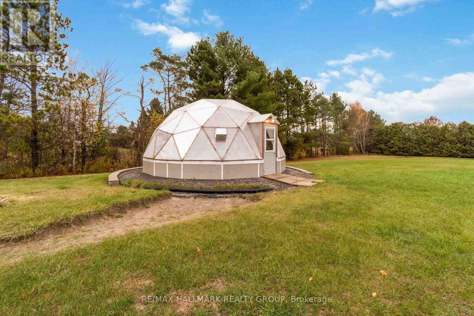 2030 Kingsley Street, Clarence-Rockland, Ontario  K0A 1E0 - Photo 39 - X12508516