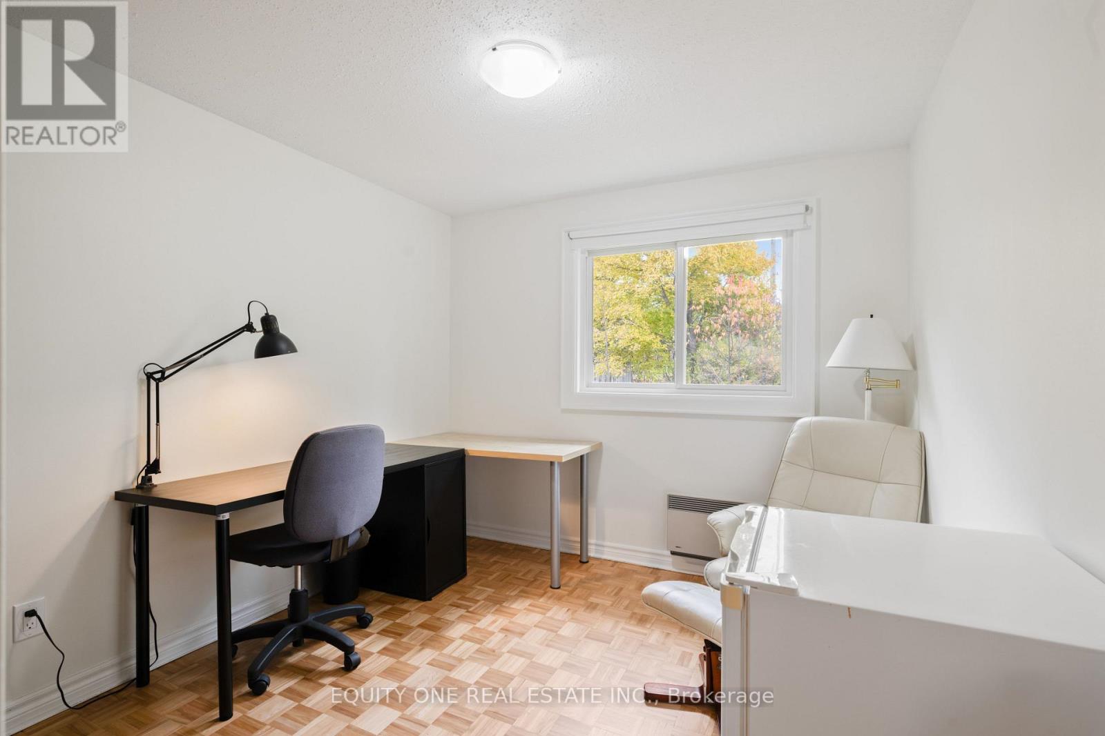 73 Hobart Crescent, Ottawa, Ontario  K2H 5S3 - Photo 23 - X12508564