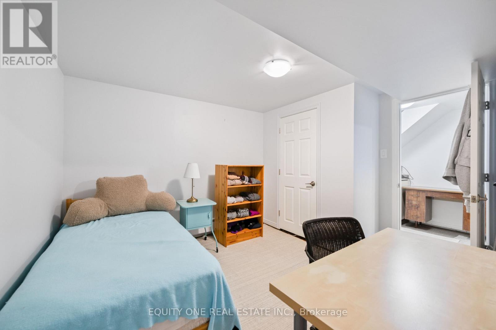 73 Hobart Crescent, Ottawa, Ontario  K2H 5S3 - Photo 30 - X12508564