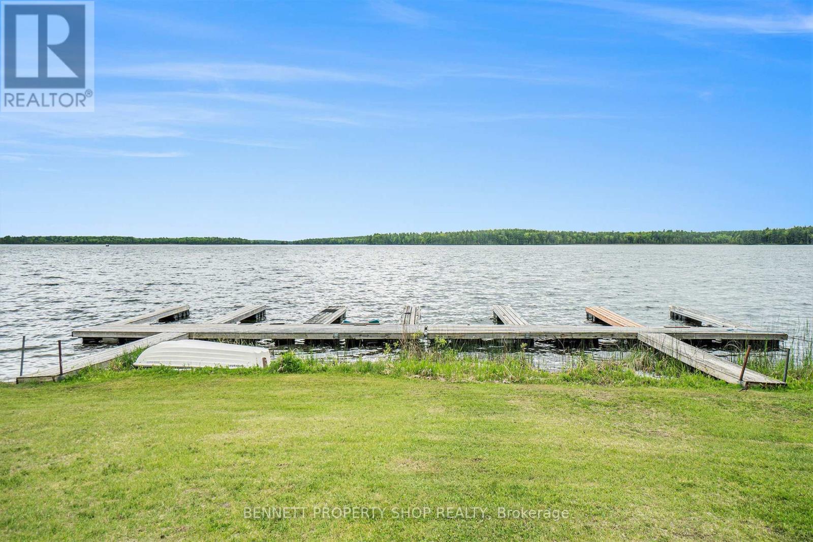 36 Woodside Lane, Mcnab/braeside, Ontario  K0A 3L0 - Photo 22 - X12508568