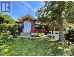 38 CAPILANO DRIVE, Ottawa, Ontario