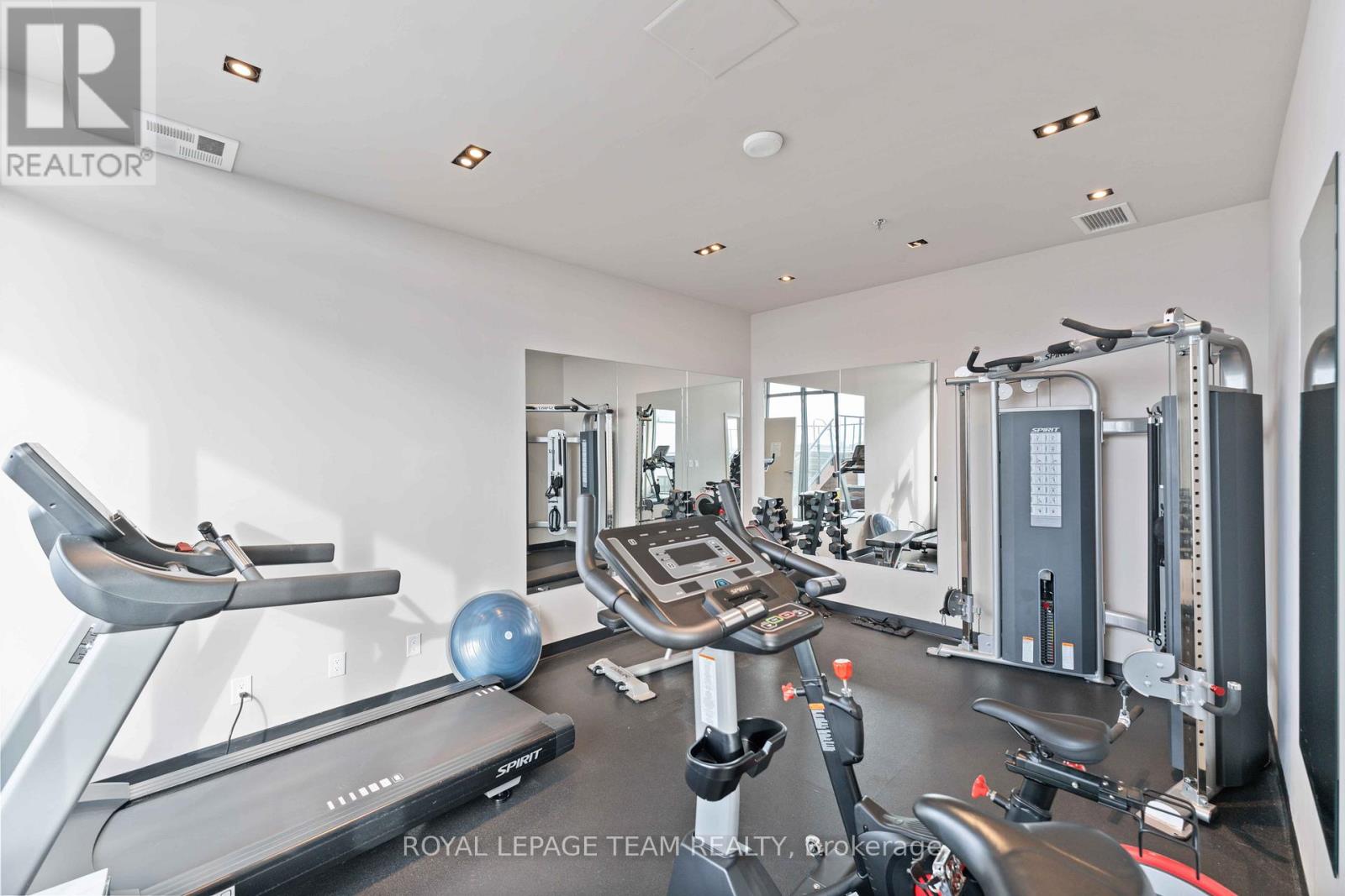 306 - 203 Catherine Street, Ottawa, Ontario  K2P 1C3 - Photo 20 - X12508608