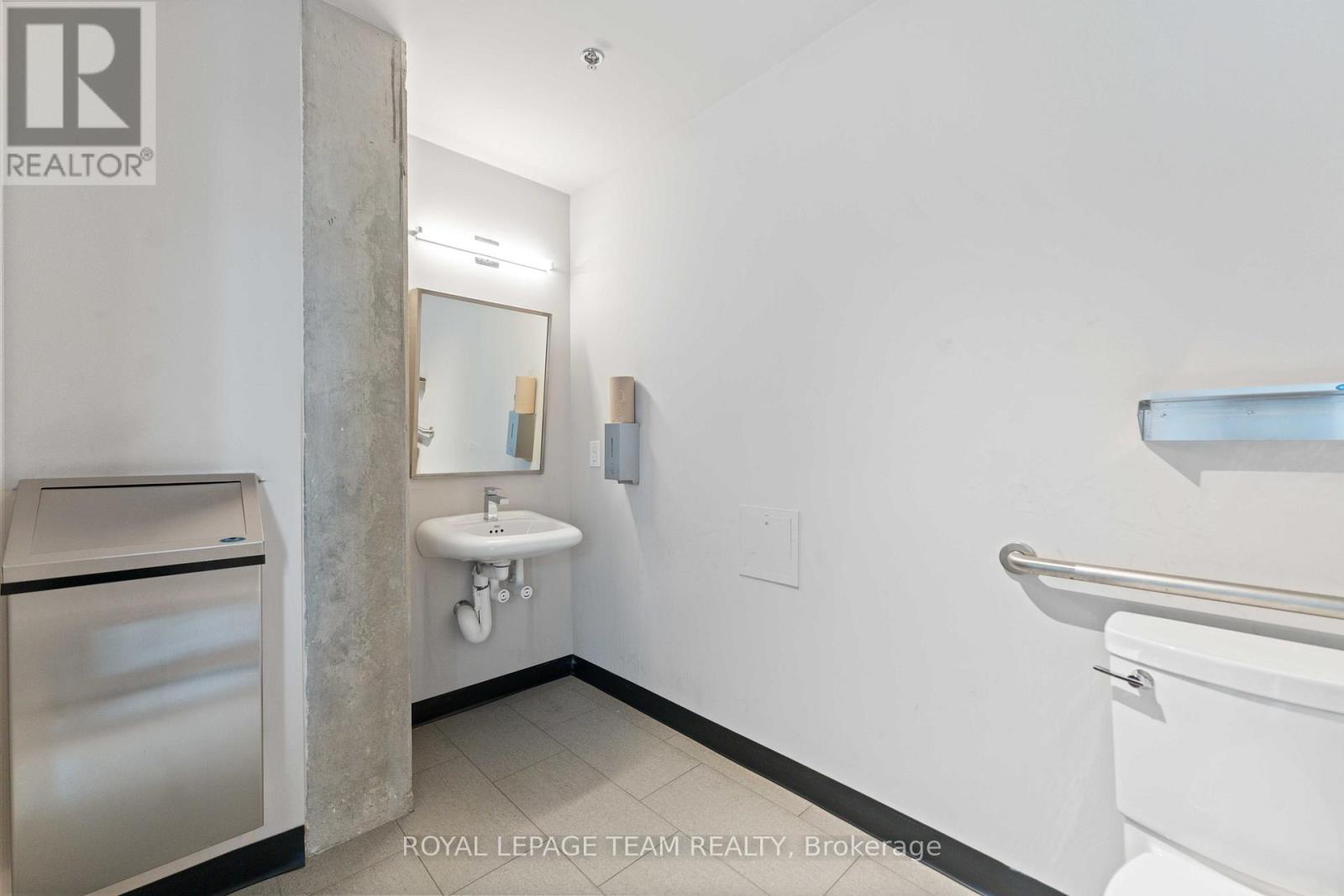 306 - 203 Catherine Street, Ottawa, Ontario  K2P 1C3 - Photo 22 - X12508608