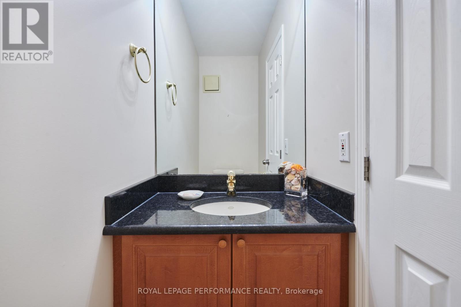 3804 Autumnwood Street, Ottawa, Ontario  K1T 2G8 - Photo 11 - X12508618