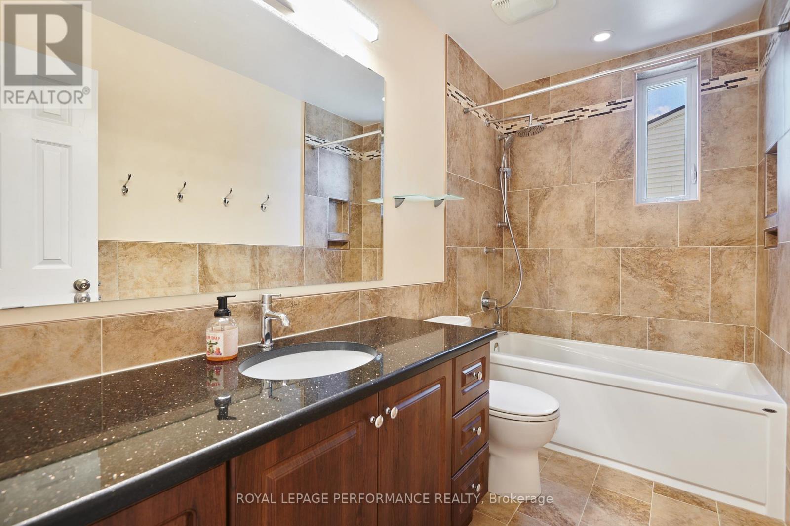 3804 Autumnwood Street, Ottawa, Ontario  K1T 2G8 - Photo 25 - X12508618