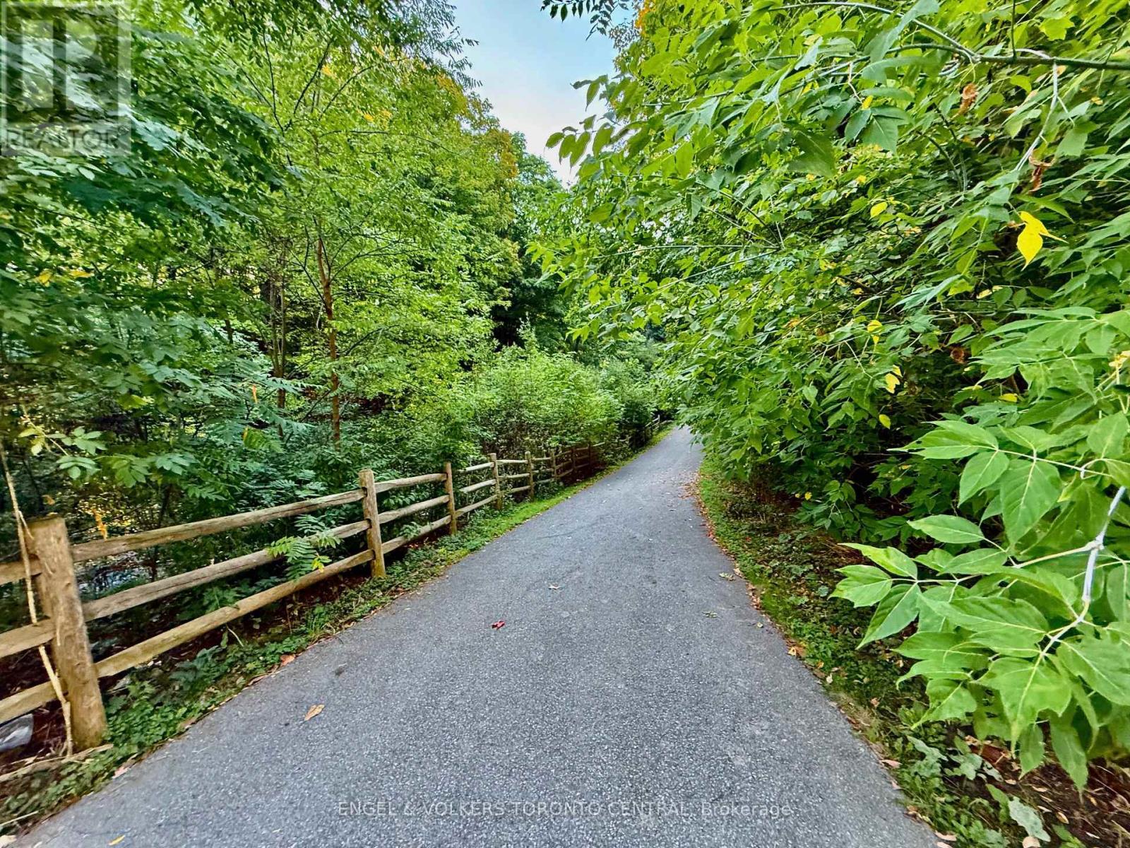 Ph105 - 18 Valley Woods Road, Toronto, Ontario  M3A 0A1 - Photo 37 - C12508478