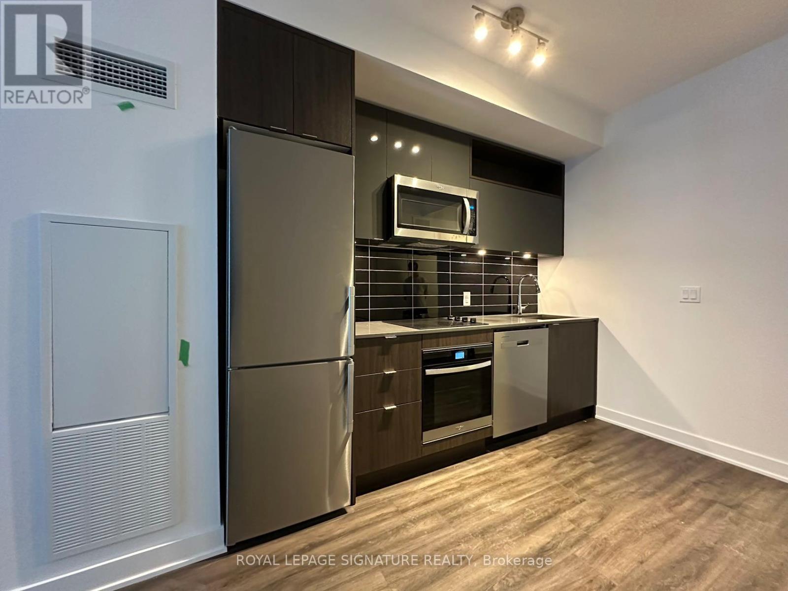 1639 - 135 Lower Sherbourne Street, Toronto, Ontario  M5A 1Y4 - Photo 3 - C12508486