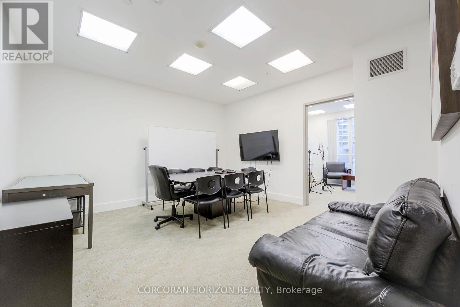 3rd Floor - 218 Queens Quay W, Toronto, Ontario  M5J 2Y6 - Photo 12 - C12508490