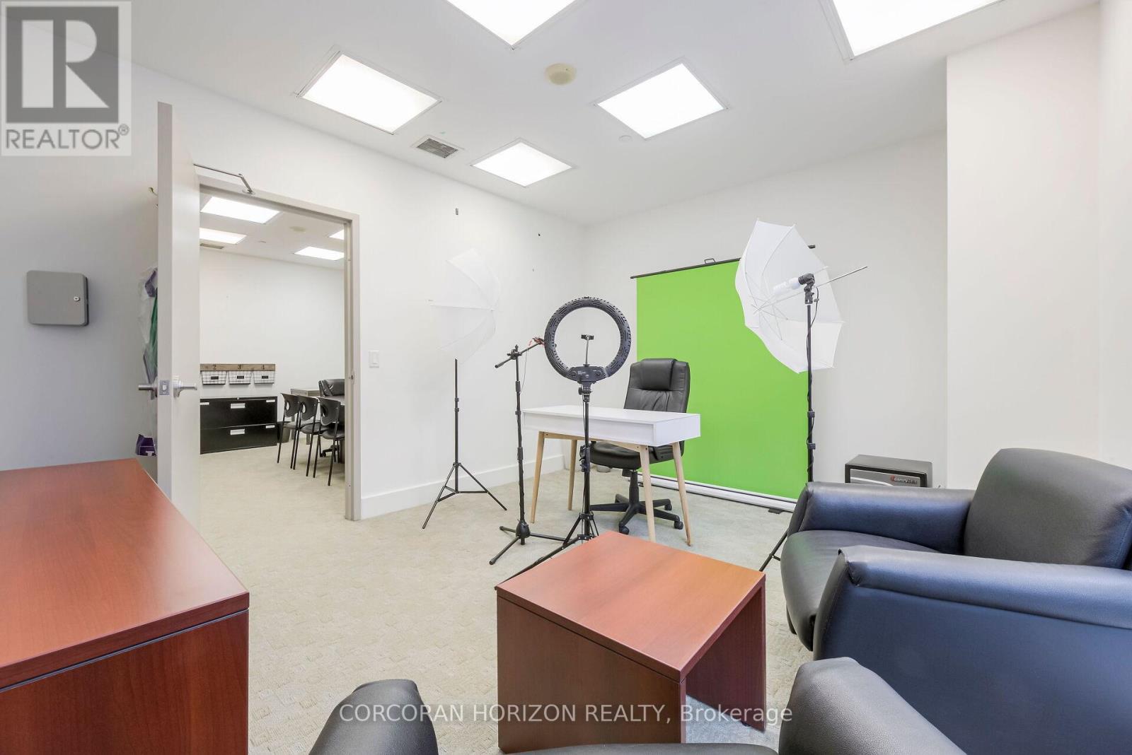 3rd Floor - 218 Queens Quay W, Toronto, Ontario  M5J 2Y6 - Photo 14 - C12508490
