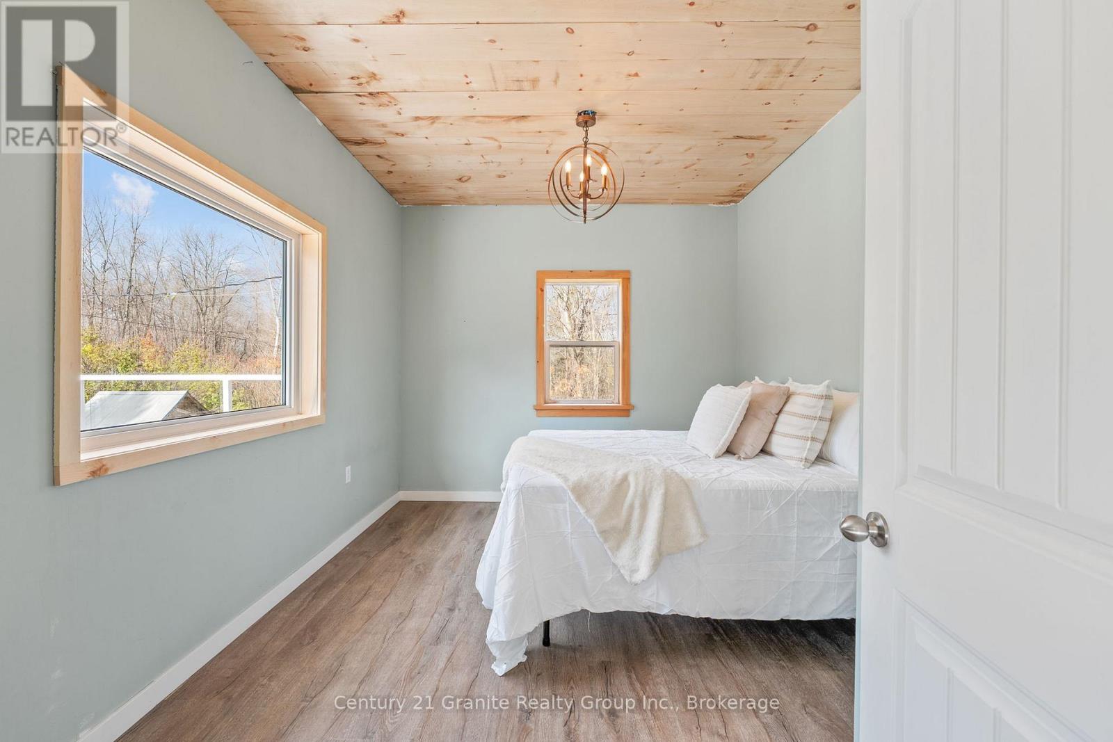 1126 Rice Road, Minden Hills, Ontario K0M 2K0 - Photo 23 - X12508336