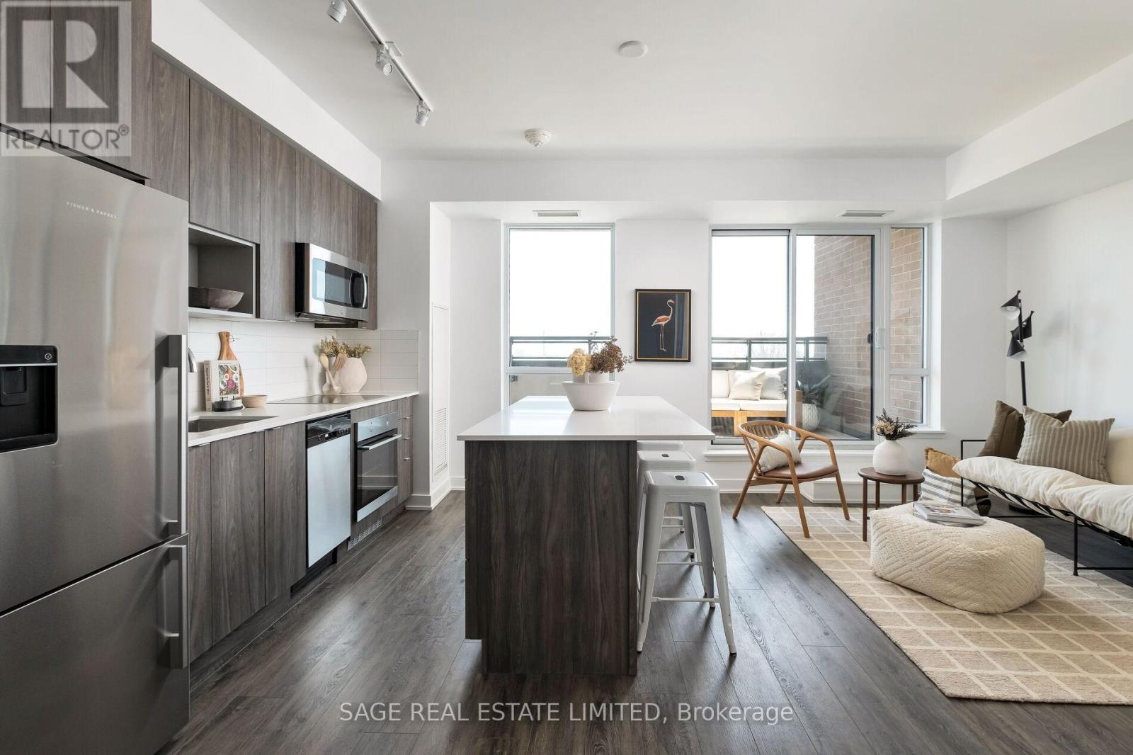 501 - 630 Greenwood Avenue, Toronto, Ontario  M4J 4B2 - Photo 2 - E12508428