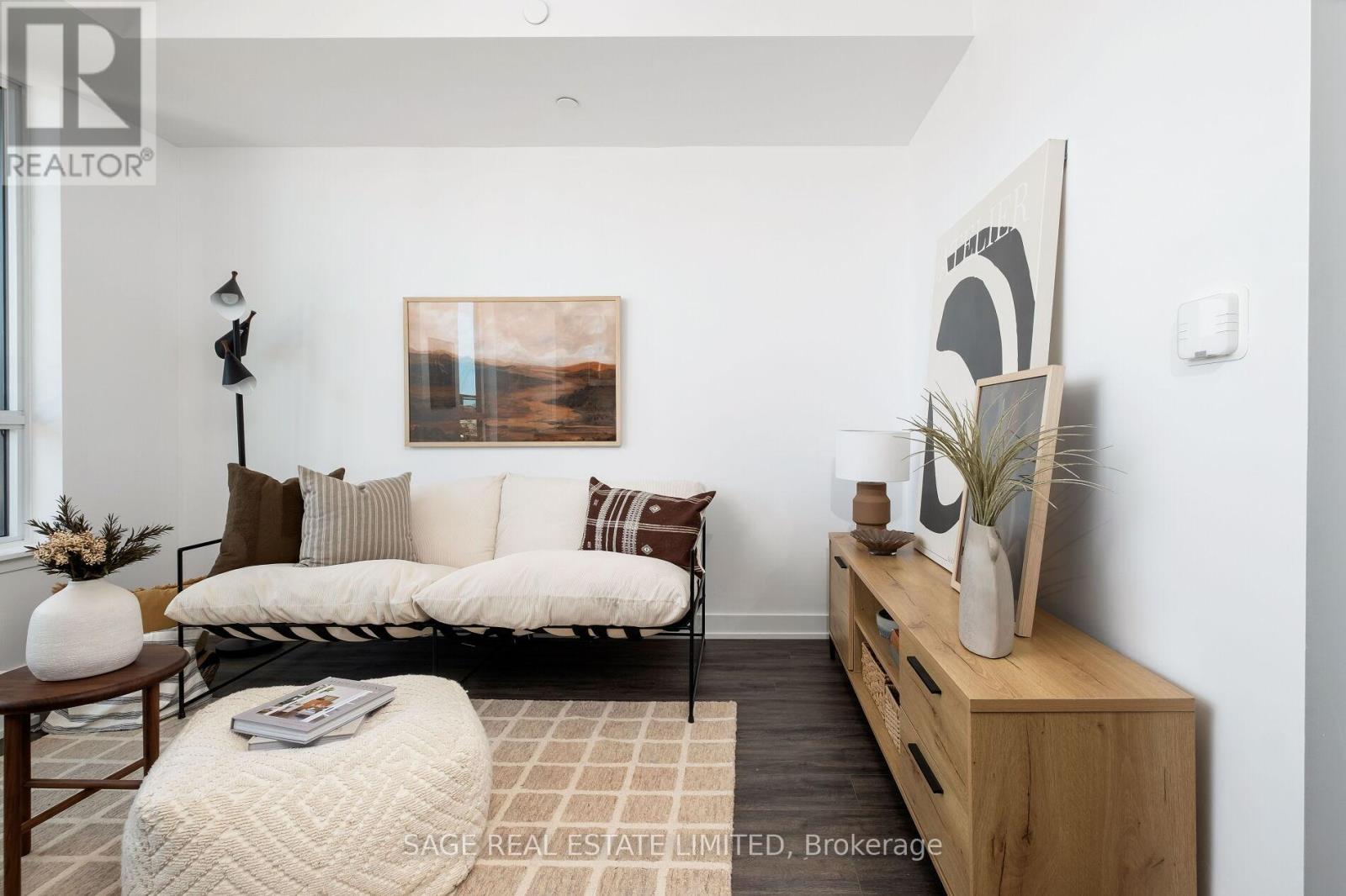 501 - 630 Greenwood Avenue, Toronto, Ontario  M4J 4B2 - Photo 4 - E12508428