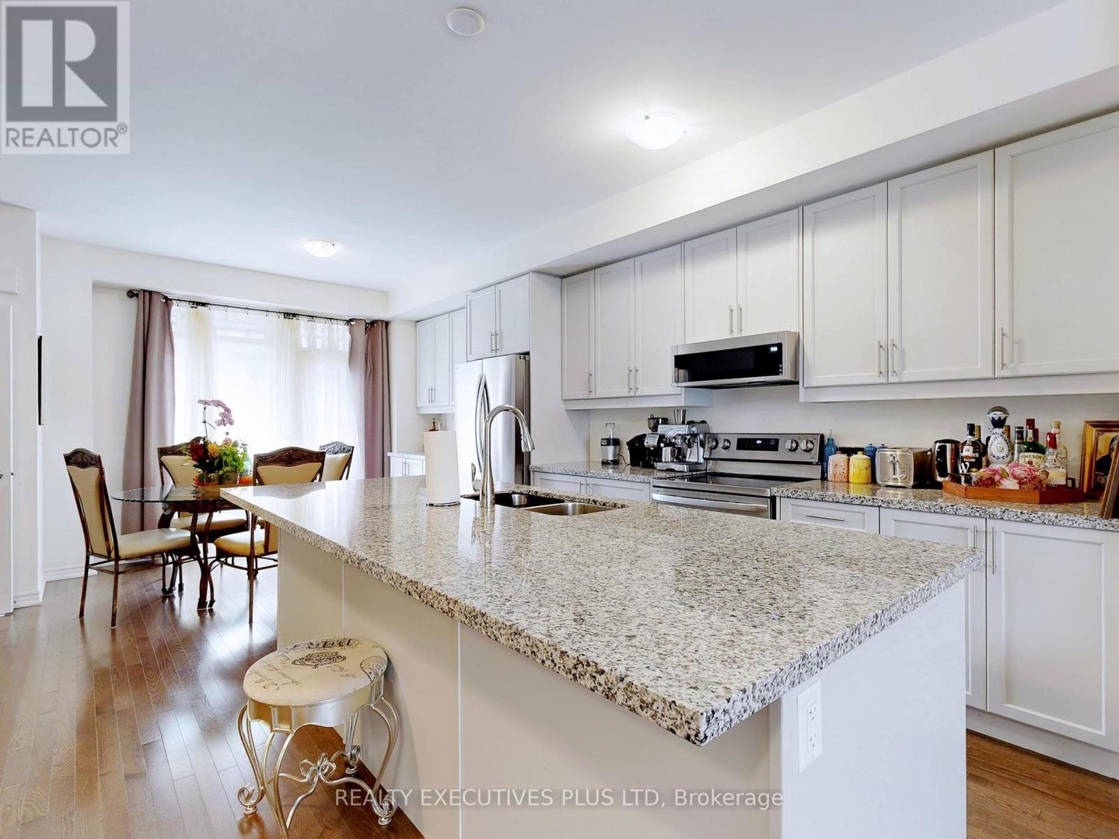 518 Danks Ridge Drive, Ajax, Ontario  L1S 7S9 - Photo 5 - E12508494