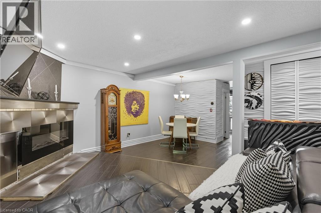 2385 Woodward Avenue Unit# 28, Burlington, Ontario  L7R 1V2 - Photo 5 - 40785613