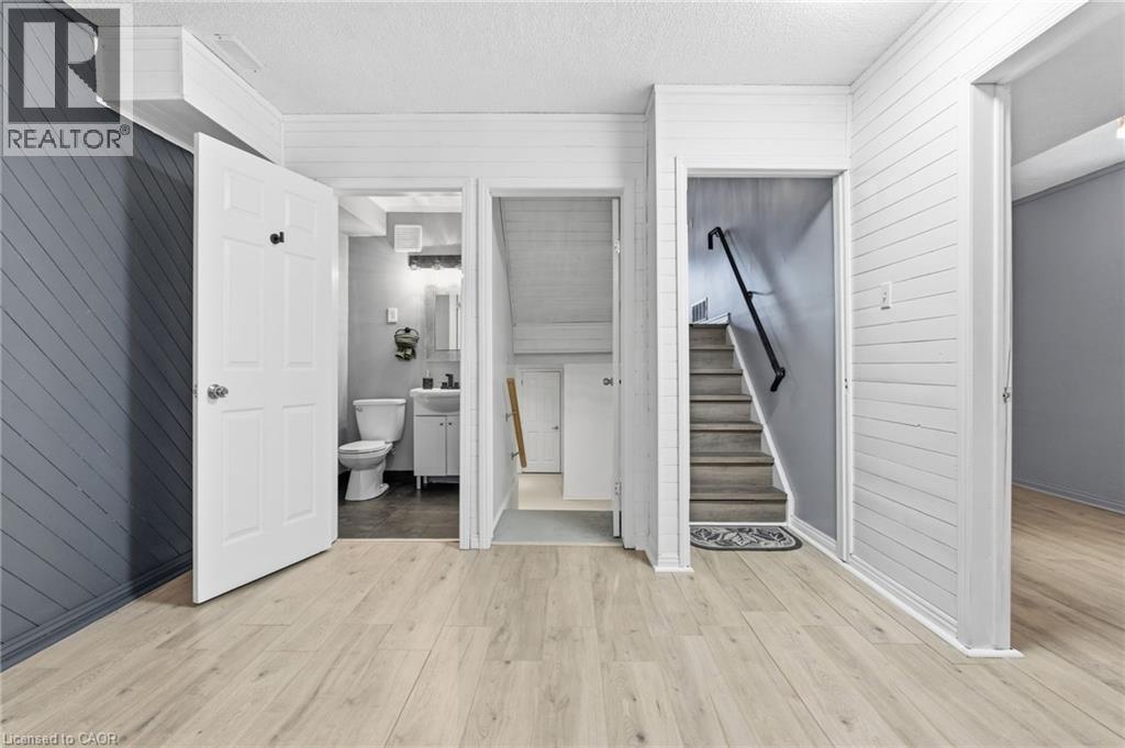 374 East 24th Street, Hamilton, Ontario  L8V 4V1 - Photo 32 - 40785578