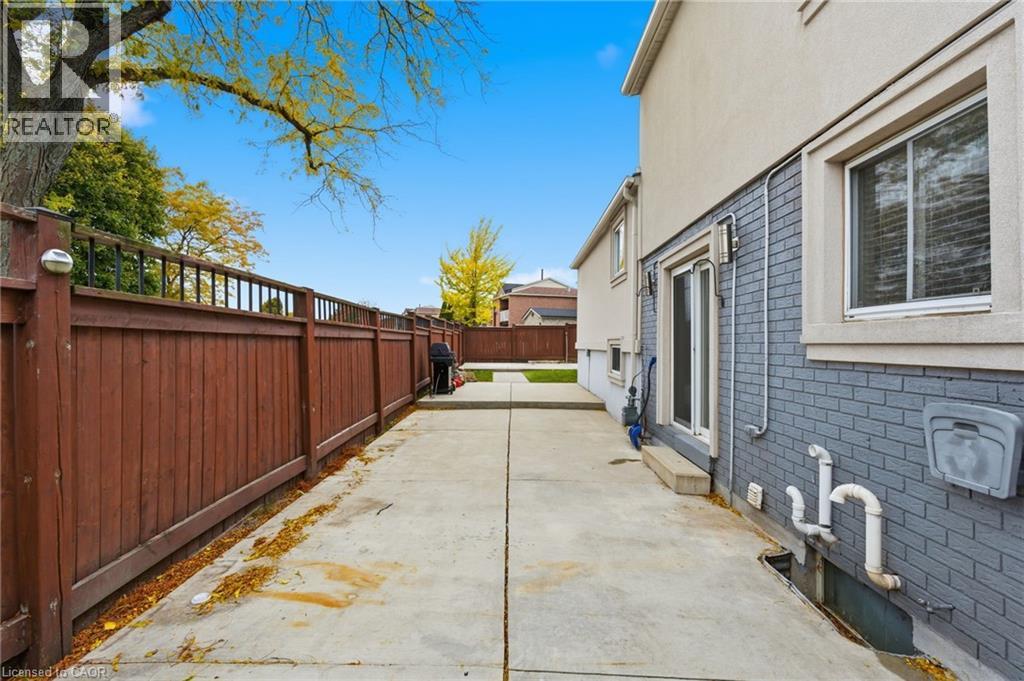 374 East 24th Street, Hamilton, Ontario  L8V 4V1 - Photo 34 - 40785578