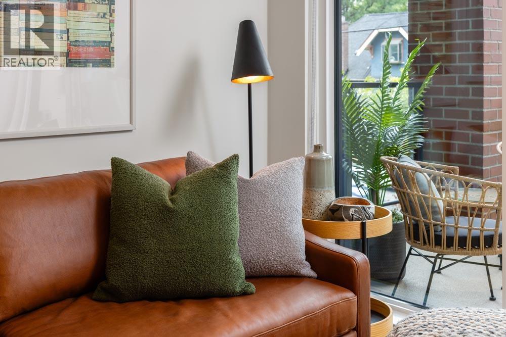 410 2550 Garden Drive, Vancouver, British Columbia V5N 4X6 - Photo 3 - R3064506