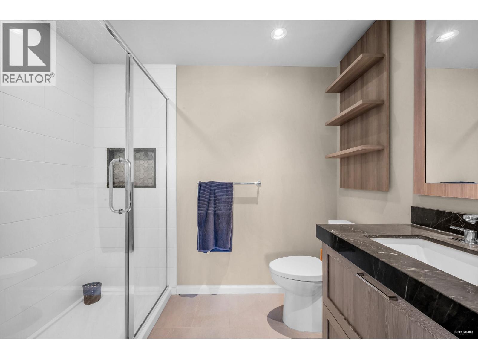 1002 520 Como Lake Avenue, Coquitlam, British Columbia  V3J 0E8 - Photo 16 - R3064508