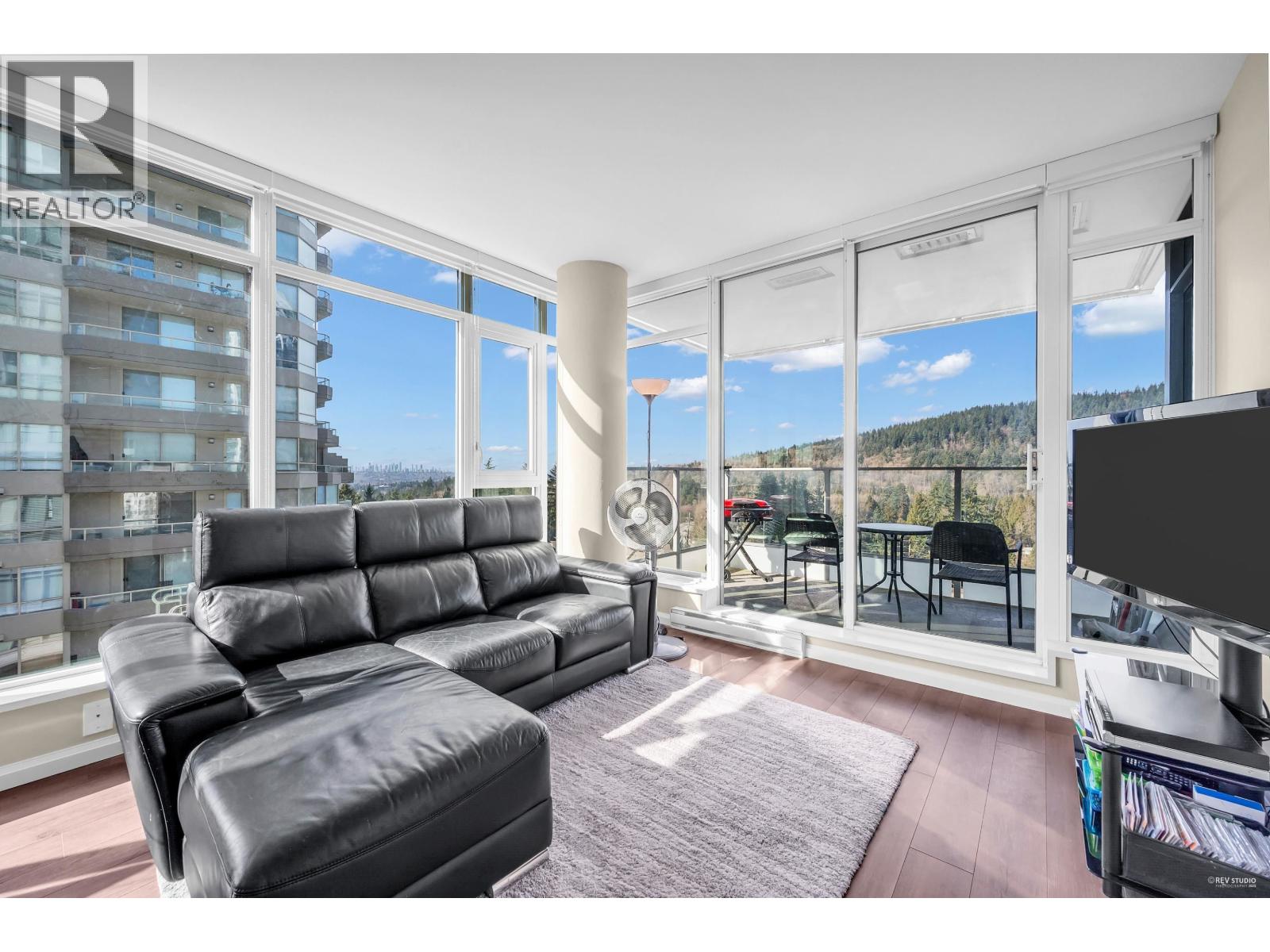 1002 520 Como Lake Avenue, Coquitlam, British Columbia  V3J 0E8 - Photo 8 - R3064508