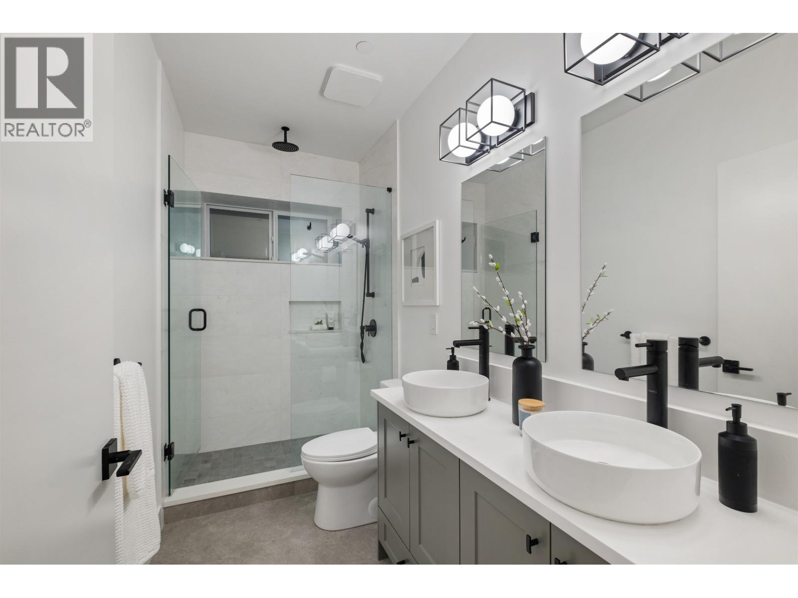 2058 E 5th Avenue, Vancouver, British Columbia V5N 1M4 - Photo 12 - R3064509