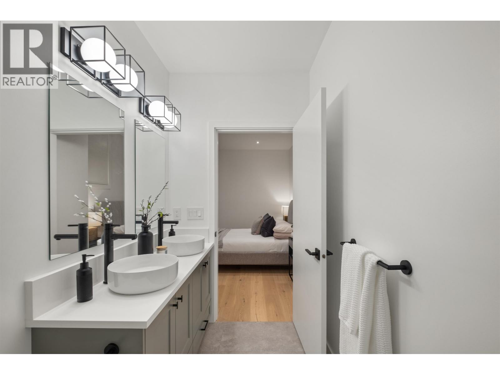 2058 E 5th Avenue, Vancouver, British Columbia V5N 1M4 - Photo 13 - R3064509