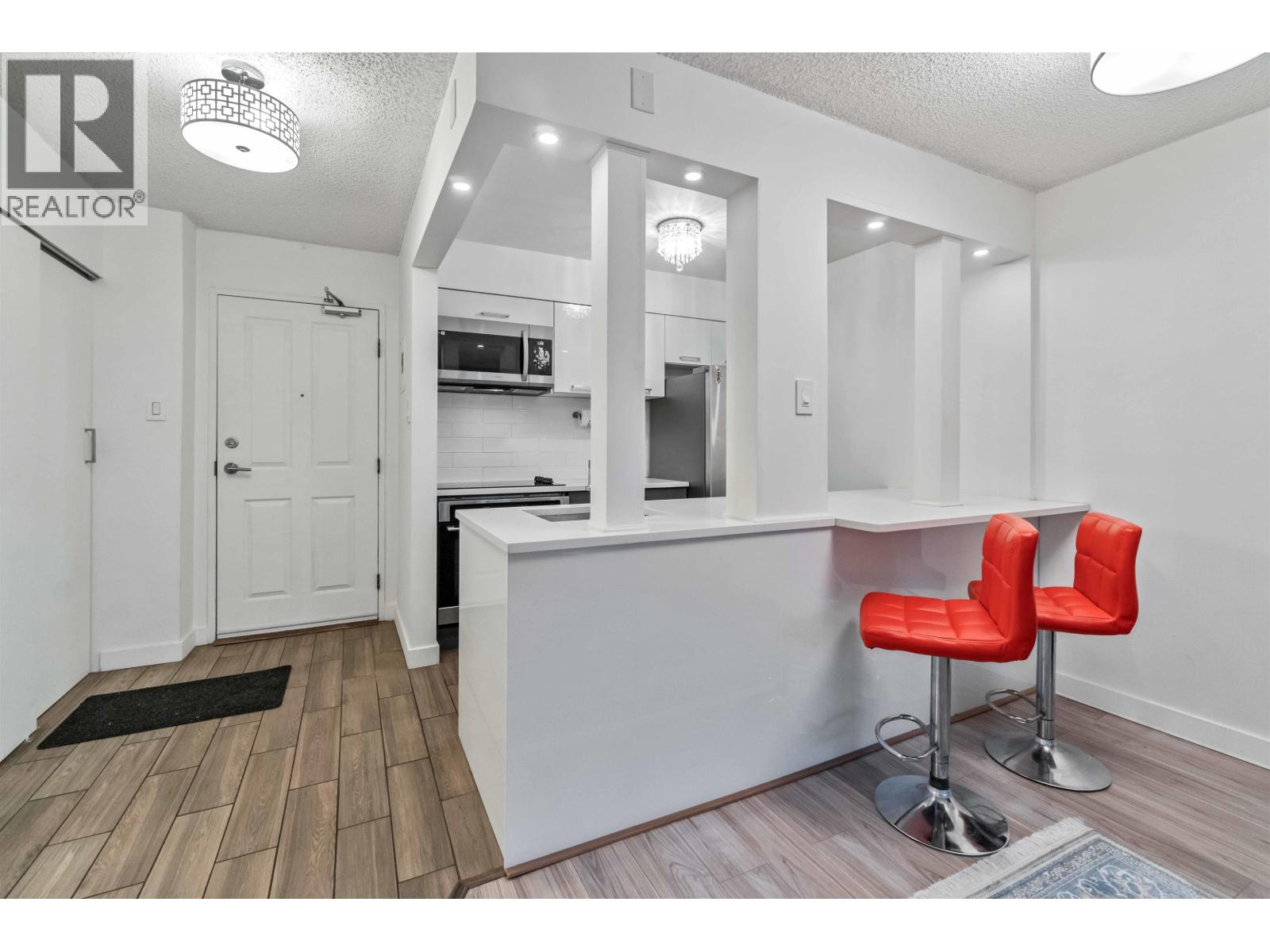 506 2004 Fullerton Avenue, North Vancouver, British Columbia  V7P 3G8 - Photo 16 - R3064511