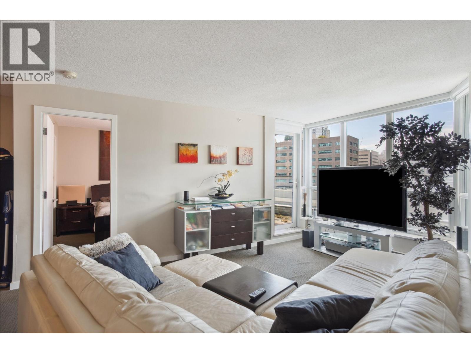 714 833 Seymour Street, Vancouver, British Columbia  V6B 0G4 - Photo 2 - R3064515