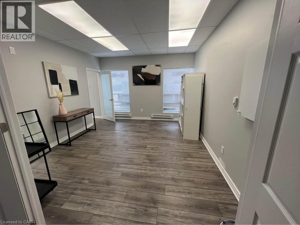 3325 Mainway Drive Unit# C, Burlington, Ontario L7M 1A6 - Photo 2 - 40781339