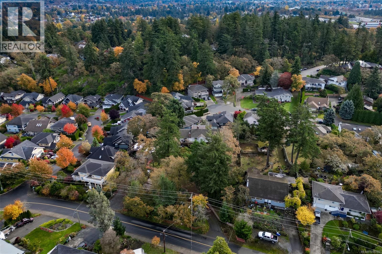 3845 Wilkinson Rd, Saanich, British Columbia