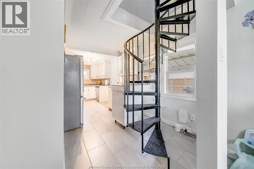 2906 Lloyd George Boulevard, Windsor, Ontario N8T 2V1 - Photo 22 - 25027722