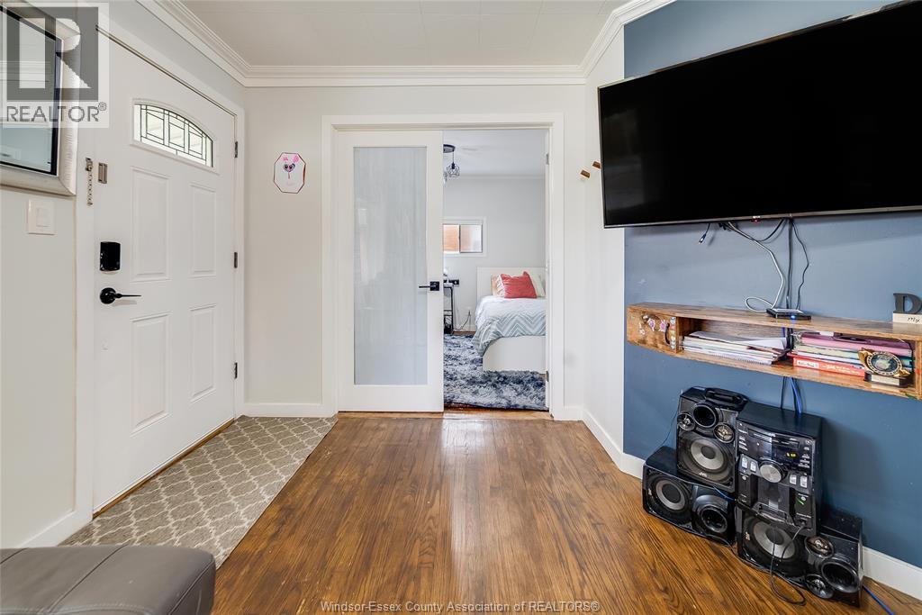 2906 Lloyd George Boulevard, Windsor, Ontario N8T 2V1 - Photo 9 - 25027722