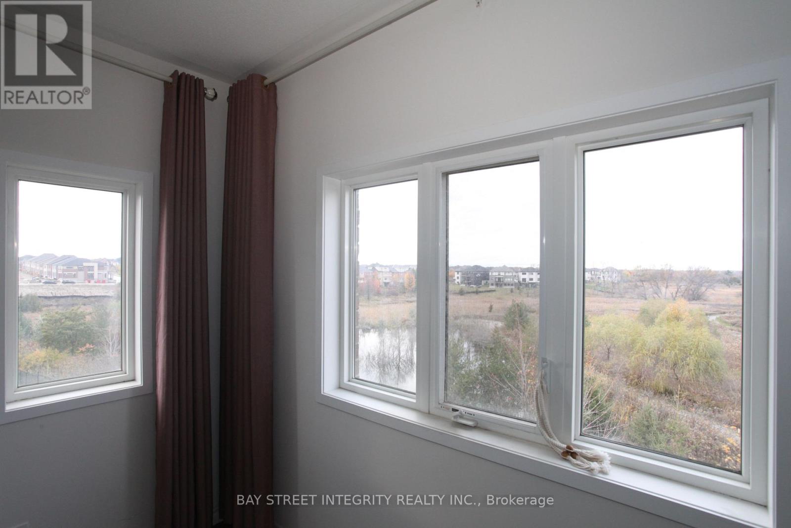 266 Elyse Court, Aurora, Ontario  L4G 2C9 - Photo 17 - N12508196