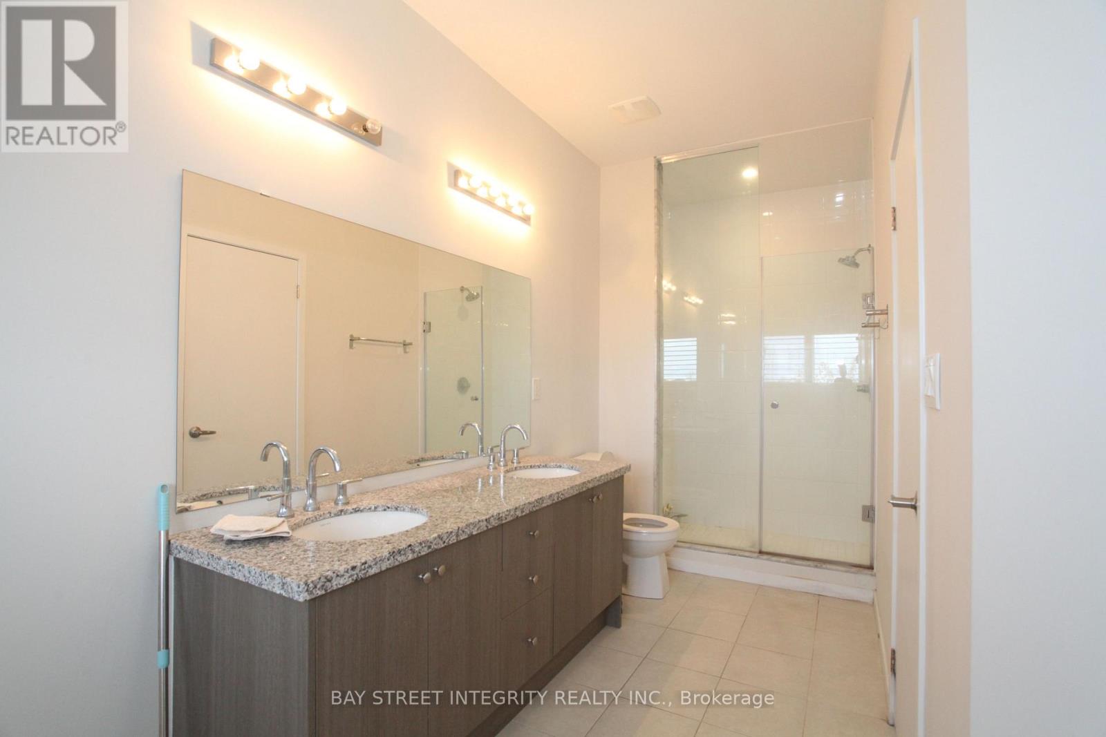 266 Elyse Court, Aurora, Ontario  L4G 2C9 - Photo 19 - N12508196