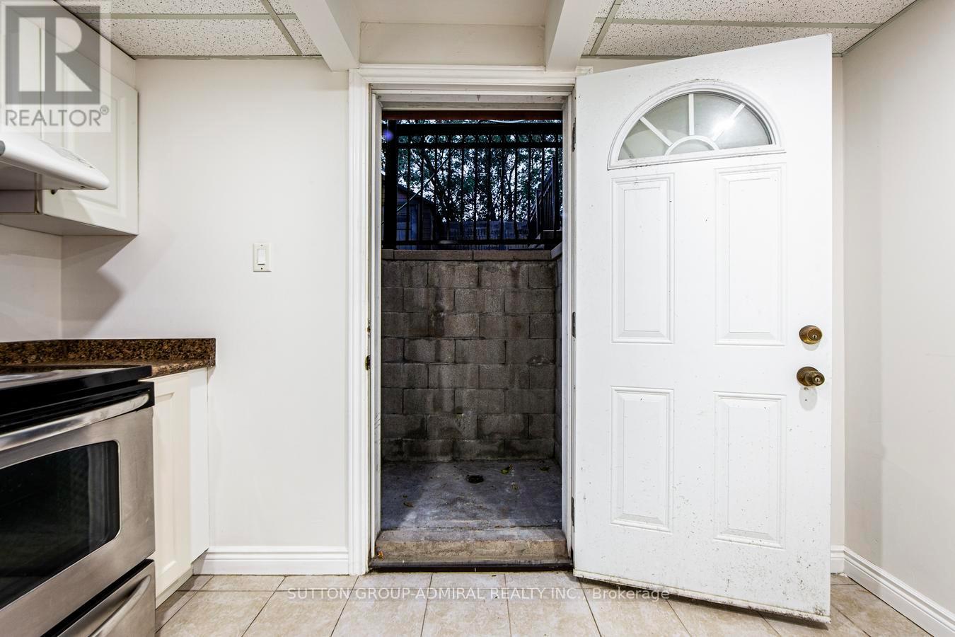 Basement - 63 Croteau Crescent, Vaughan, Ontario  L4J 5S8 - Photo 3 - N12508218