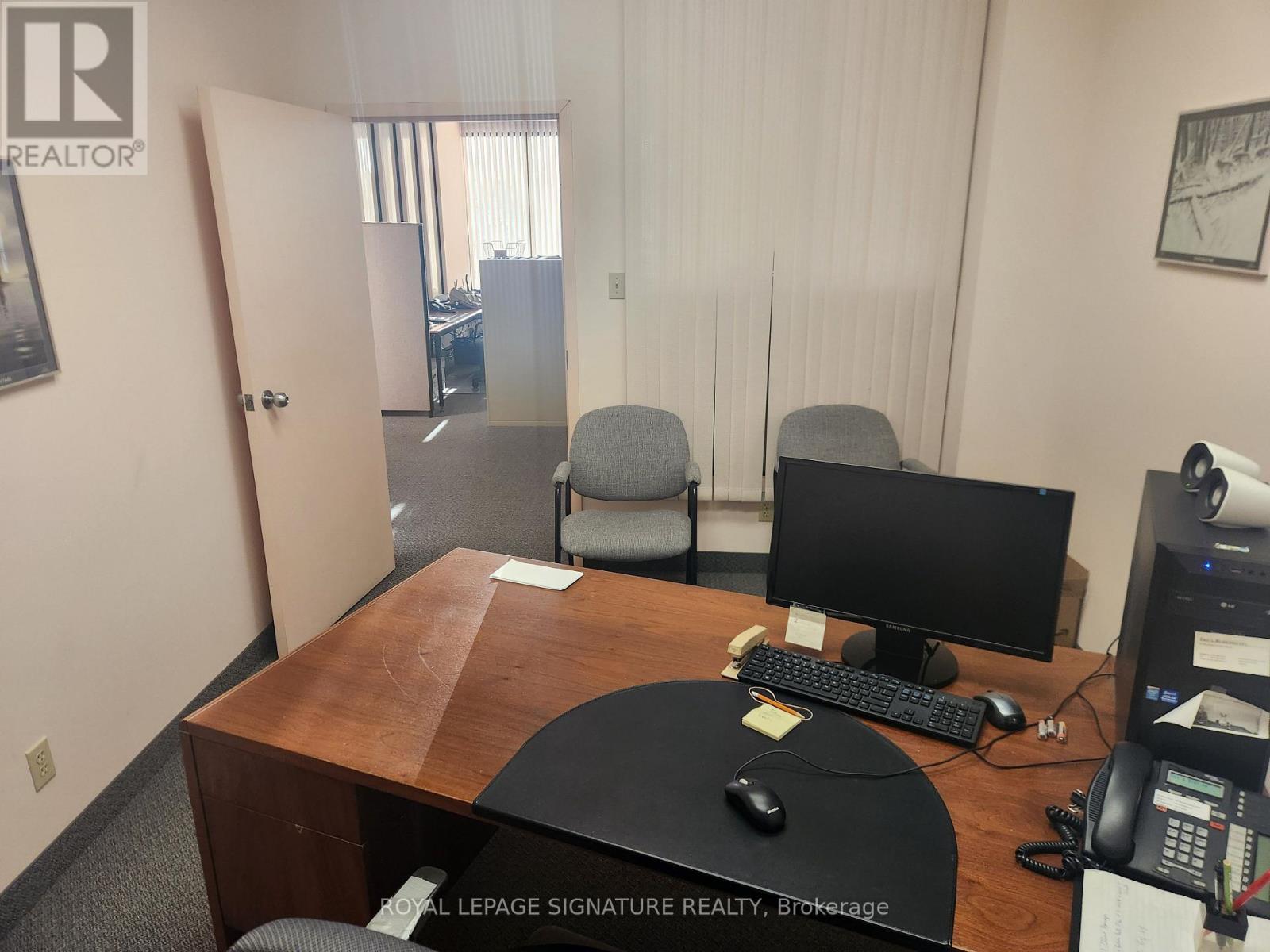 75 - 556 Edward Avenue, Richmond Hill, Ontario  L4C 9Y5 - Photo 3 - N12508312