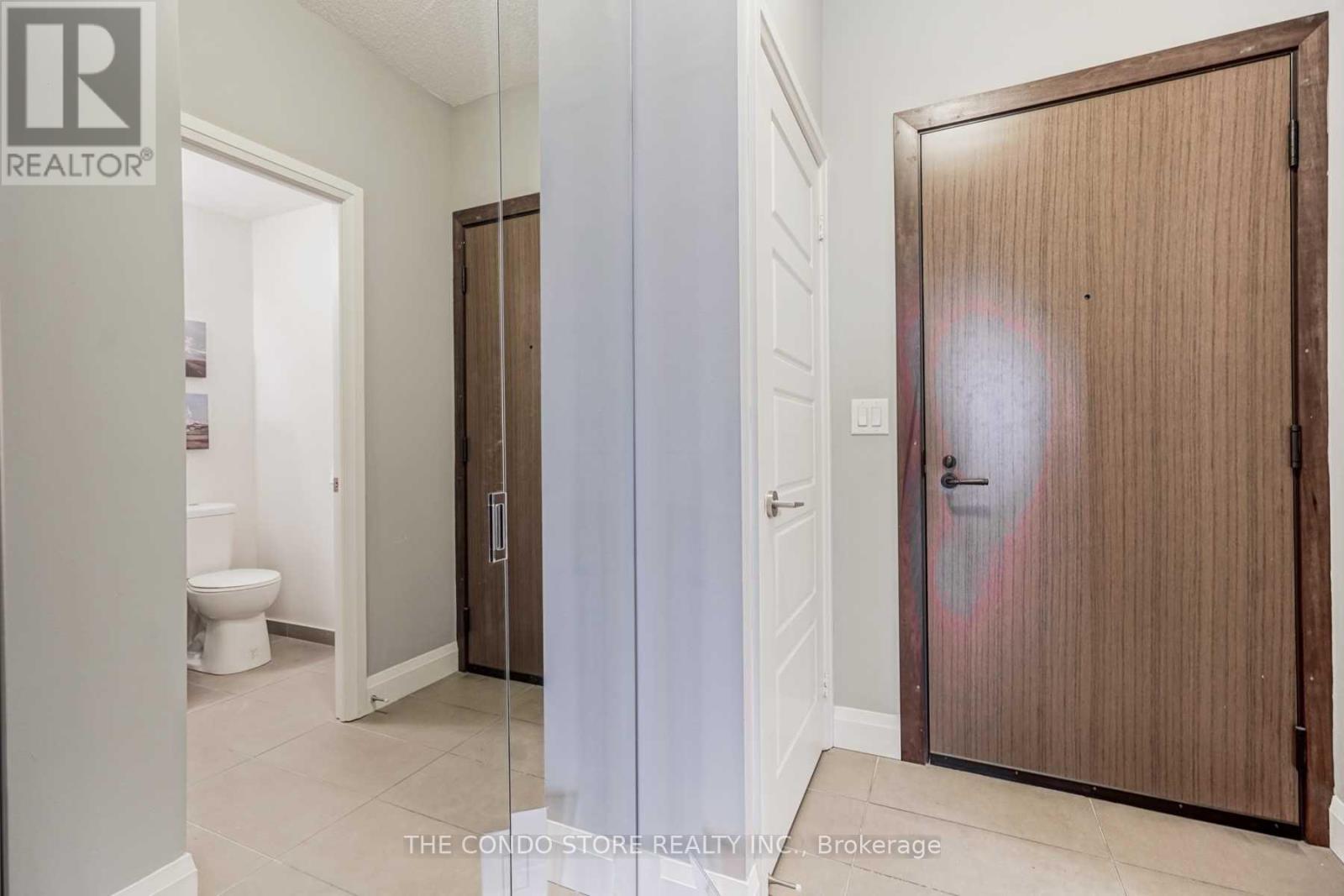 605 - 8228 Birchmount Road, Markham, Ontario L3R 1A6 - Photo 1 - N12508314