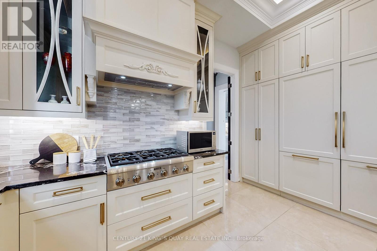 19 Blyth Street, Richmond Hill, Ontario L4E 2Y2 - Photo 12 - N12508324