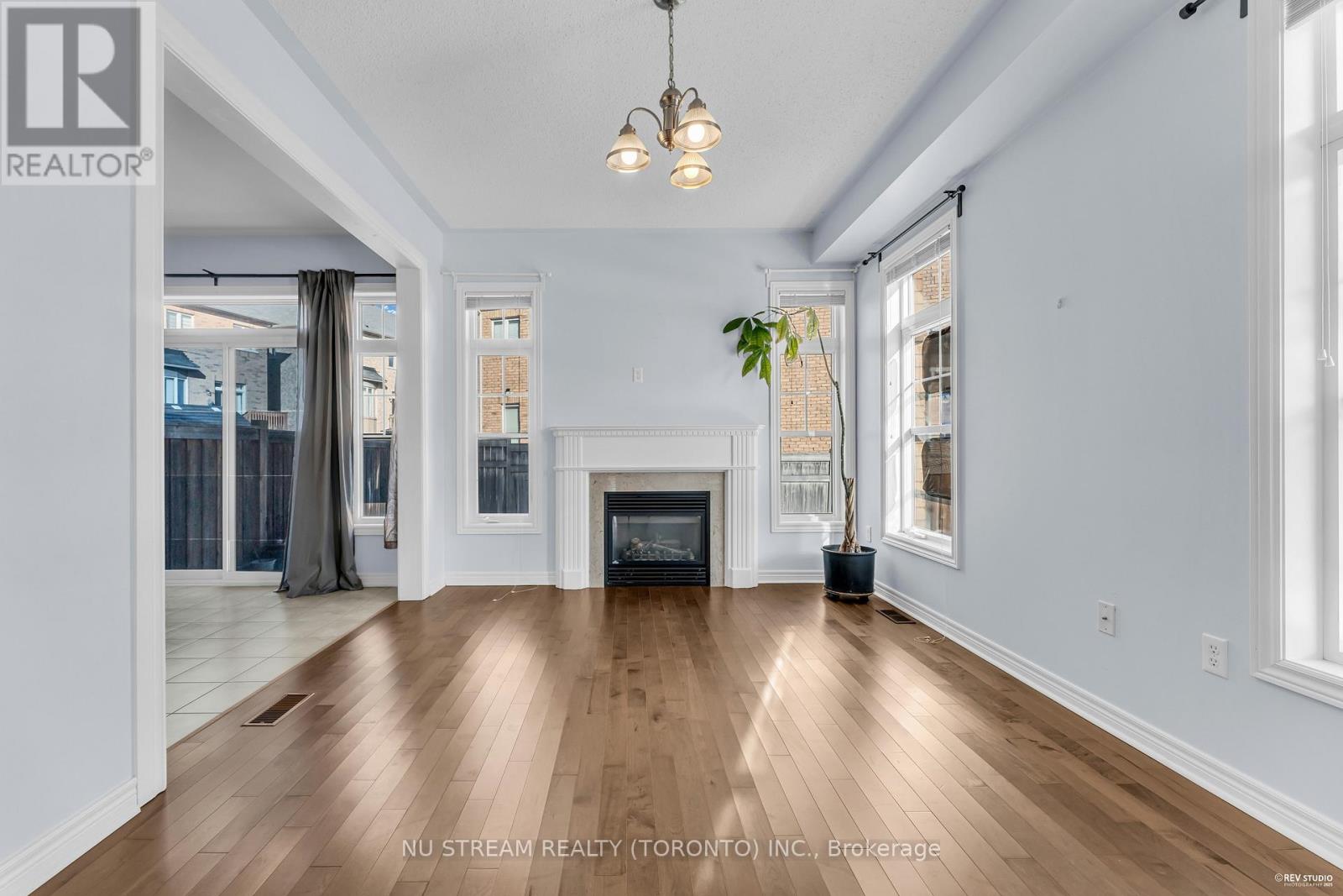 99 William Berczy Boulevard, Markham, Ontario  L6C 0R1 - Photo 15 - N12508388