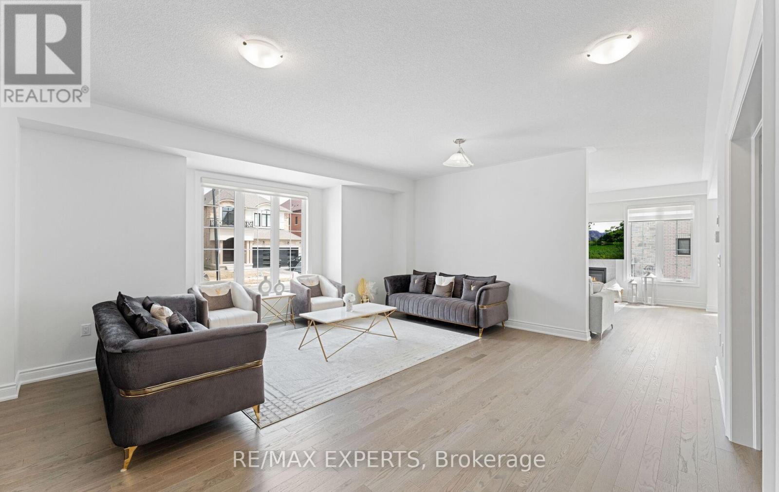 84 Culbert Road, Bradford West Gwillimbury (Bradford), Ontario  L3Z 4P4 - Photo 6 - N12508432