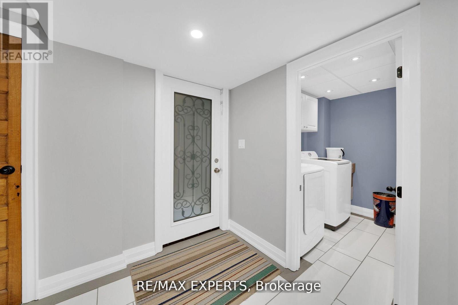 24 Bluestone Street, Vaughan, Ontario  L4L 8C8 - Photo 2 - N12508466