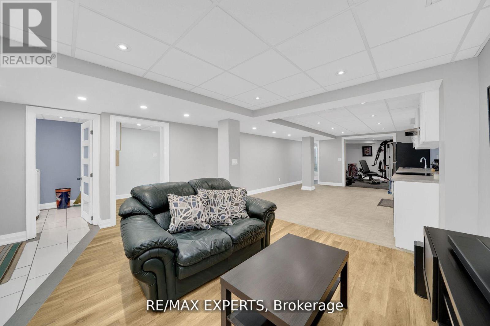 24 Bluestone Street, Vaughan, Ontario  L4L 8C8 - Photo 7 - N12508466