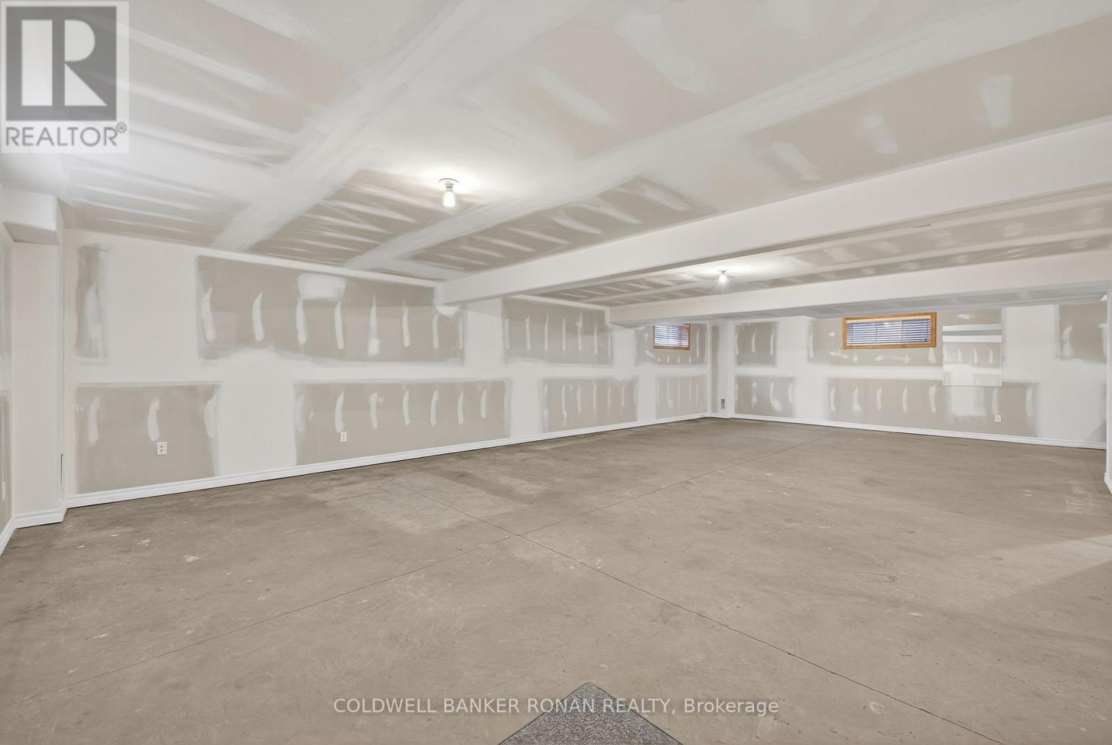 121 Gray Avenue, New Tecumseth, Ontario  L9R 0G4 - Photo 31 - N12508504