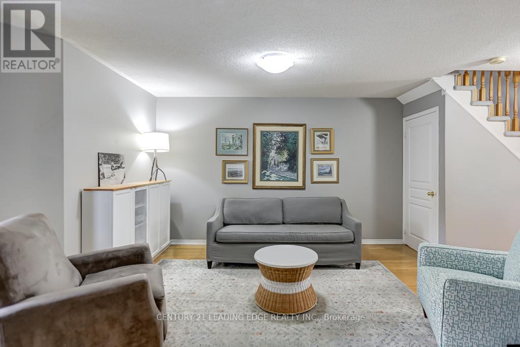 28 Charles Sturdy Road, Markham, Ontario  L6C 3E8 - Photo 17 - N12508508