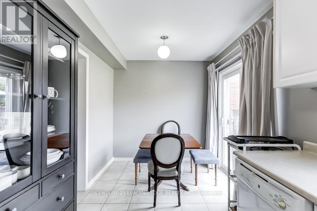 28 Charles Sturdy Road, Markham, Ontario  L6C 3E8 - Photo 21 - N12508508